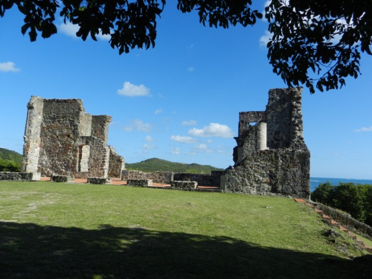 Ruines du Chateau Dubuc